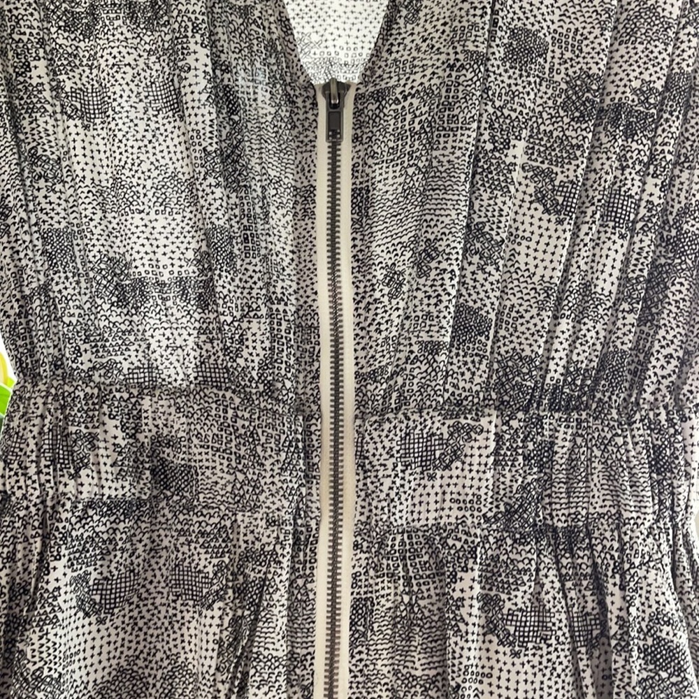 RVCA dress with pockets size small - Picture 3 of 7